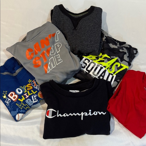 Lot of 5 Boys Long sleeve sweatshirts and tees Size 4-5 - Picture 1 of 11